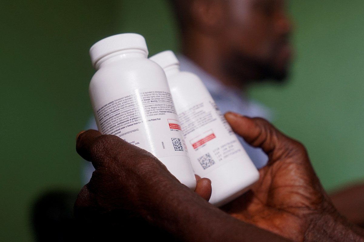 With US aid slashed, Nigerian HIV volunteers went door‑to‑door to keep patients alive