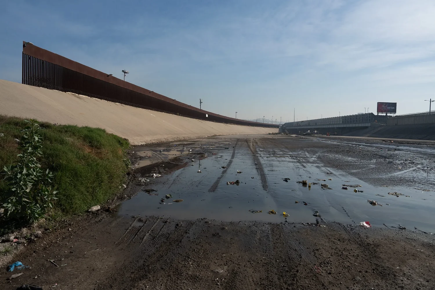 Affected by sewage gas near the Tijuana River? Here’s how to get one of 10,000 free air purifiers.