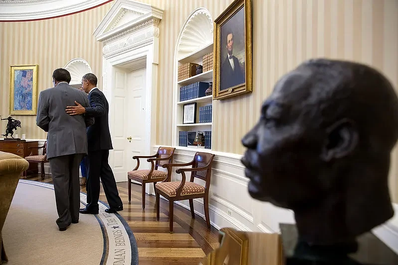 MLK bust quietly removed from Oval Office