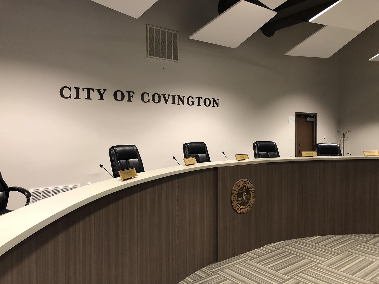 Covington debates mayor pay as Crescent Springs preps budget