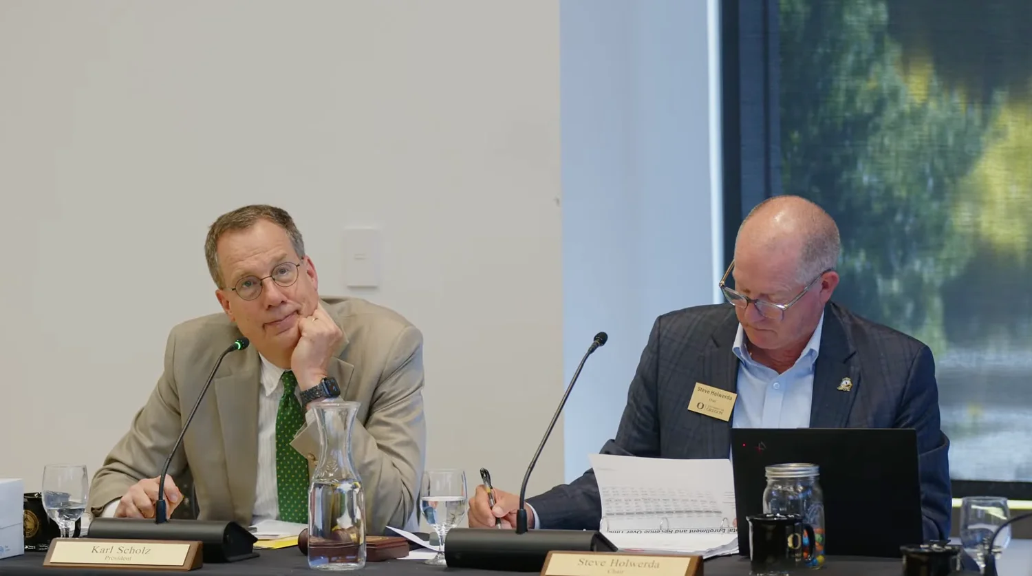 Projected budget deficit takes center stage at UO trustees meeting