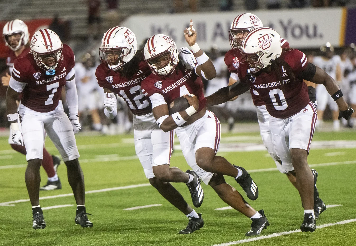 UMass football: In search of first win, reeling Minutemen visit MAC bottom-feeder Kent State
