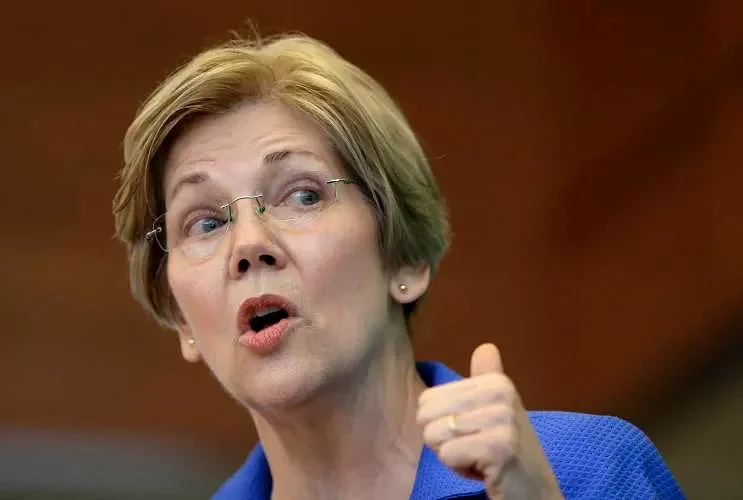 Sen. Warren warns Democrats to deflect ‘too progressive’ label