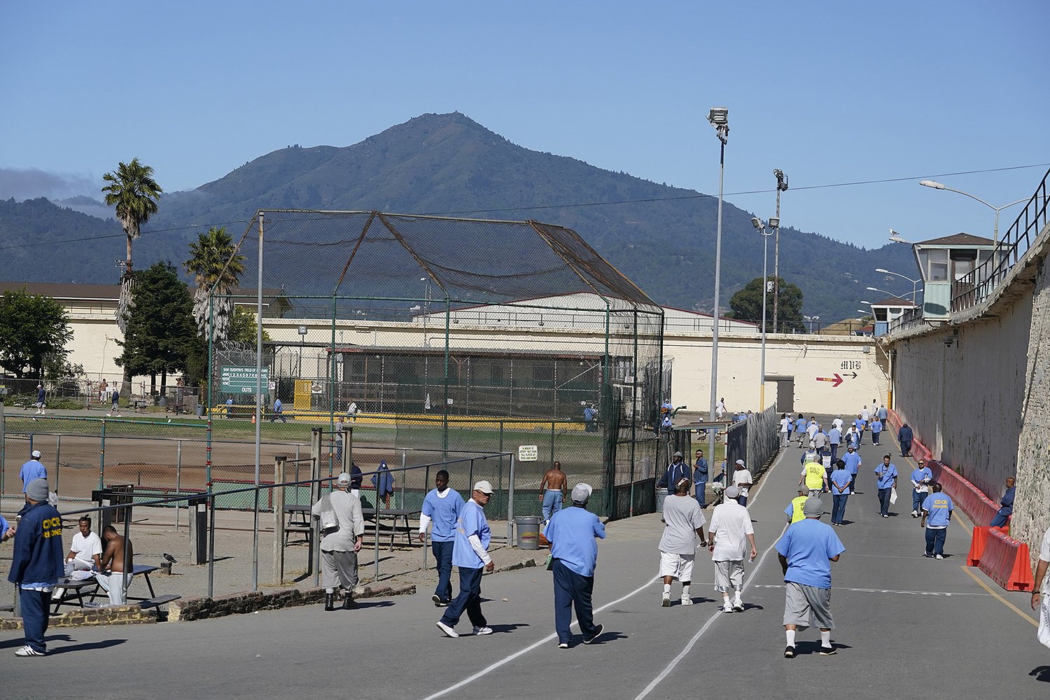 In Los Angeles, a sister offers shelter and mercy to immigrants convicted of crimes