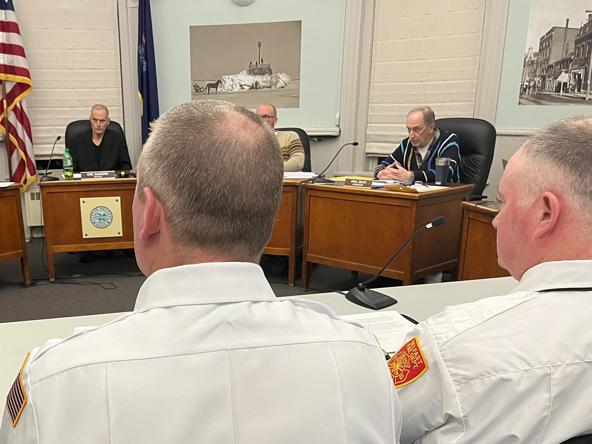 Belfast-area towns could pay 4 times more for ambulance services under newly approved rates