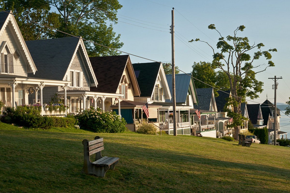 Sour economy looms over Maine’s upcoming tourist season