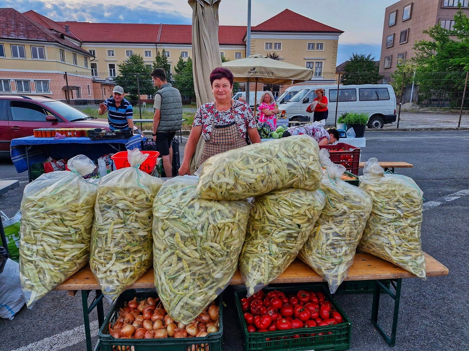 Anunț important pentru producătorii care vor să își vândă produsele la piața volantă de la Sala Transilvania