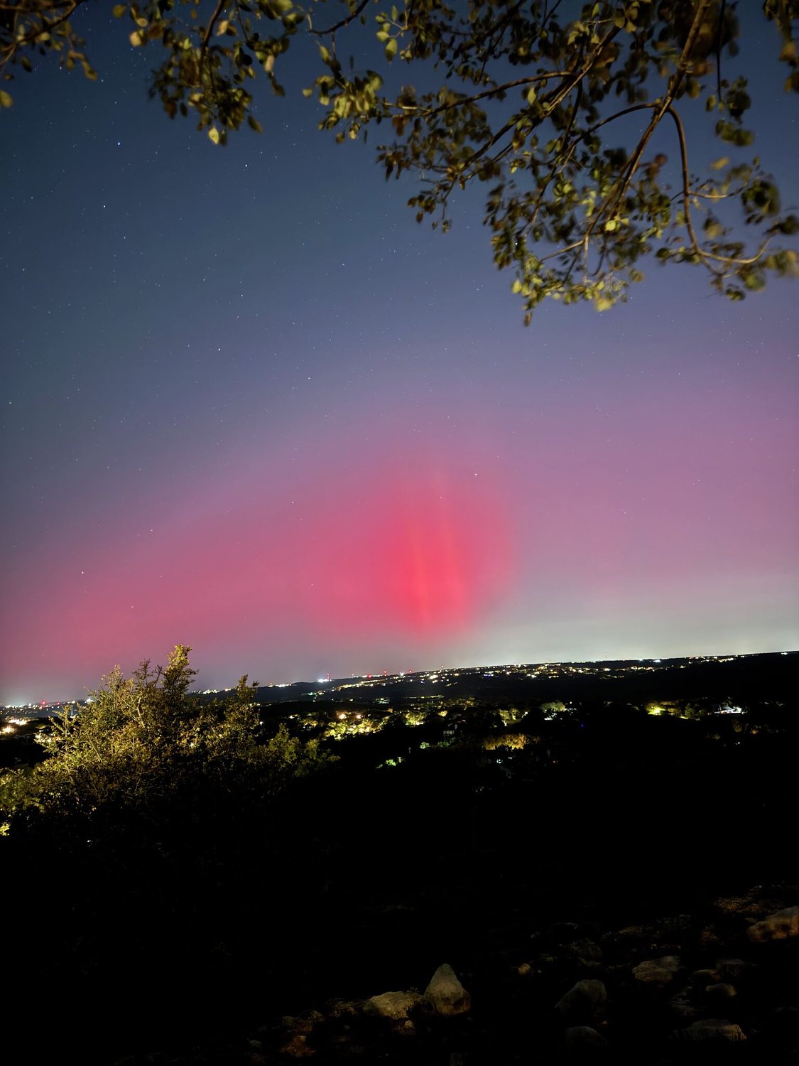 Northern lights could return to Texas tonight. Here's how to see the aurora borealis in Austin