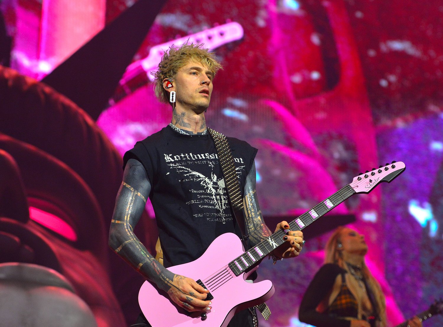 Popular singer opens up about health crisis after rushing his tattoo: ‘My skin was turning yellow’