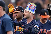 How did Astros star end slump? These tricks might have helped.