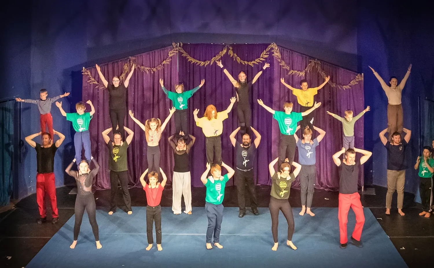 Flying Gravity showcases new and classic acts at annual 'Starburst Circus'