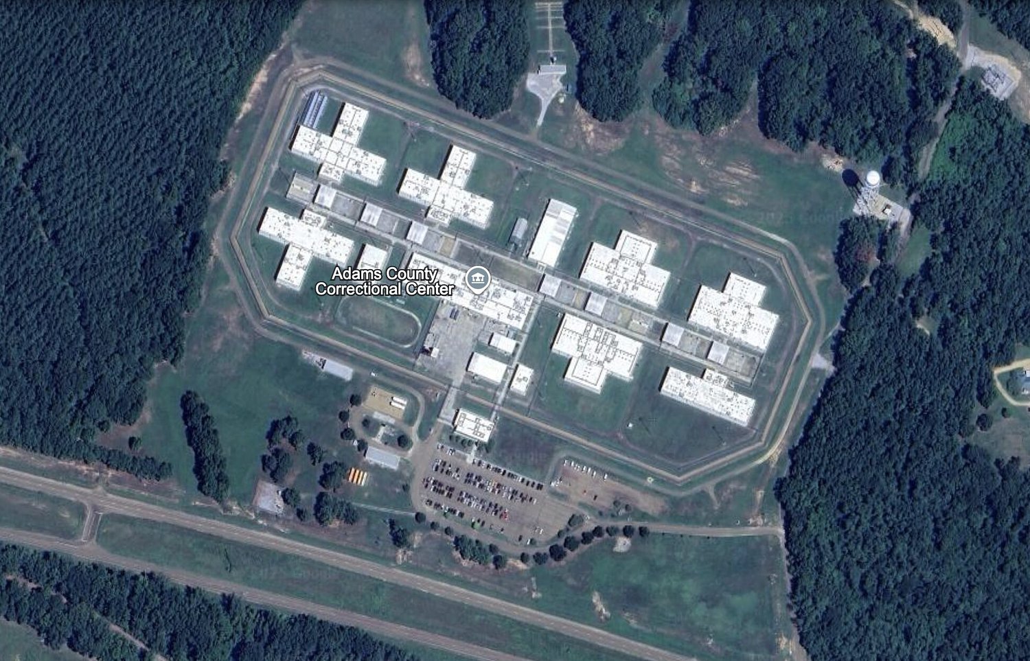 Nicaraguan dead after detention in Mississippi ICE facility