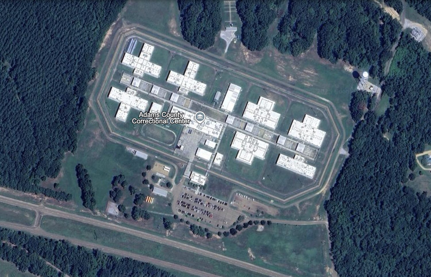 Nicaraguan dead after detention in Mississippi ICE facility