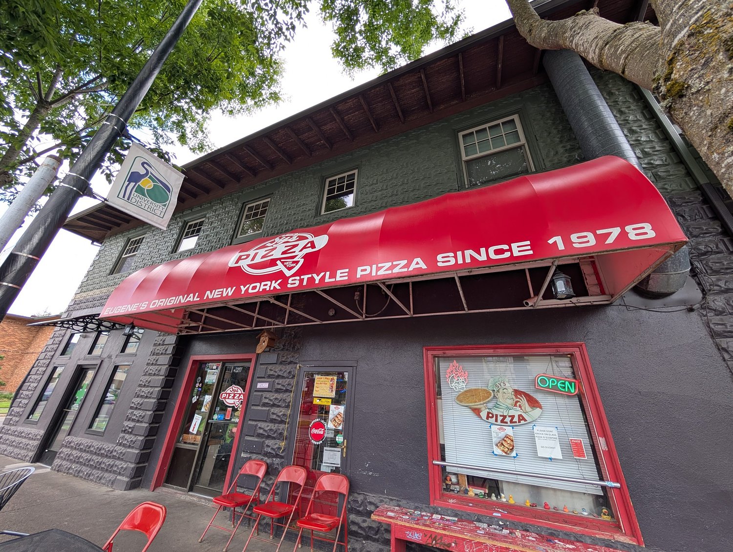 Five decades later, Sy’s Pizza balances tradition and change