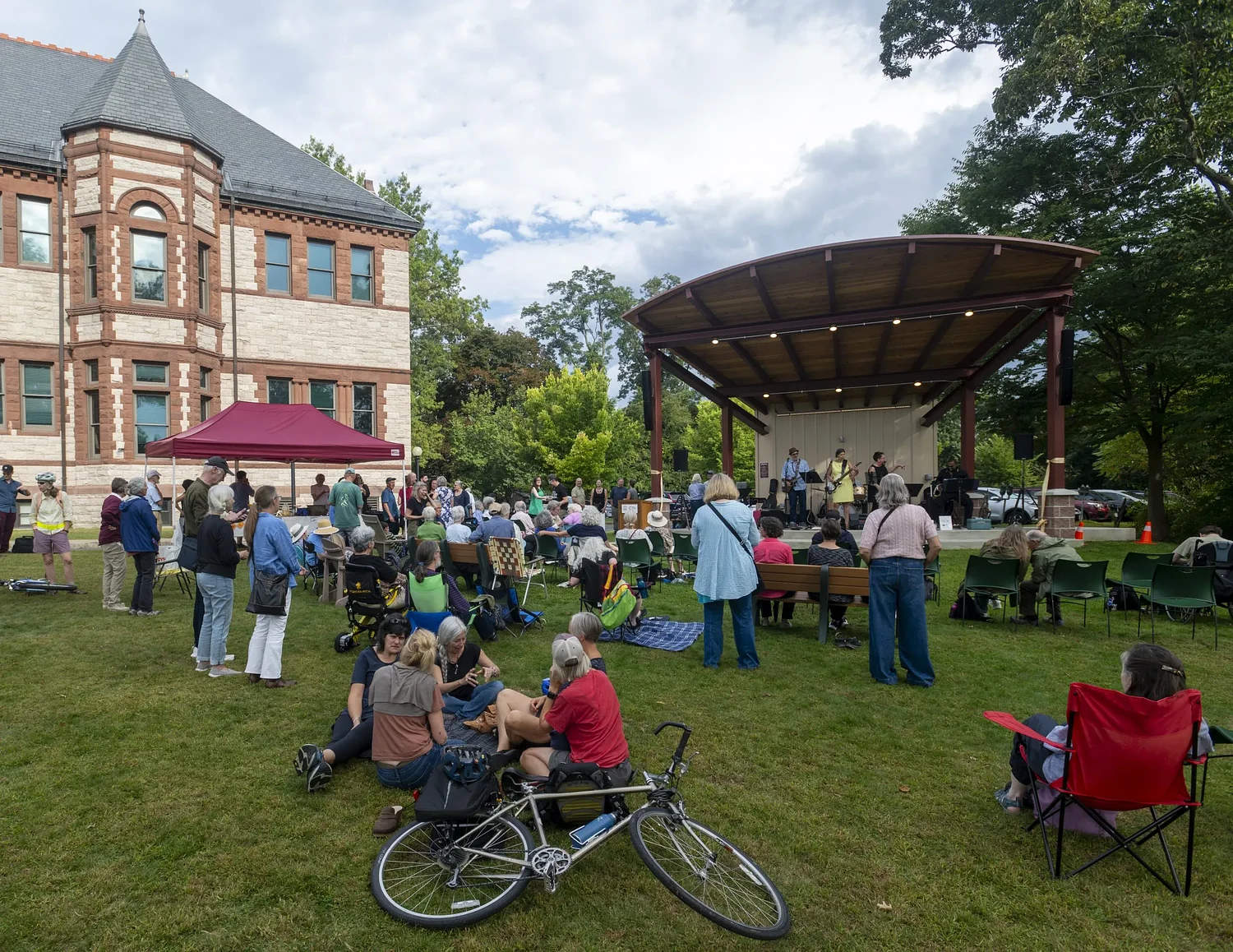 Photos: Curtains rise on Forbes Library’s new outdoor stage