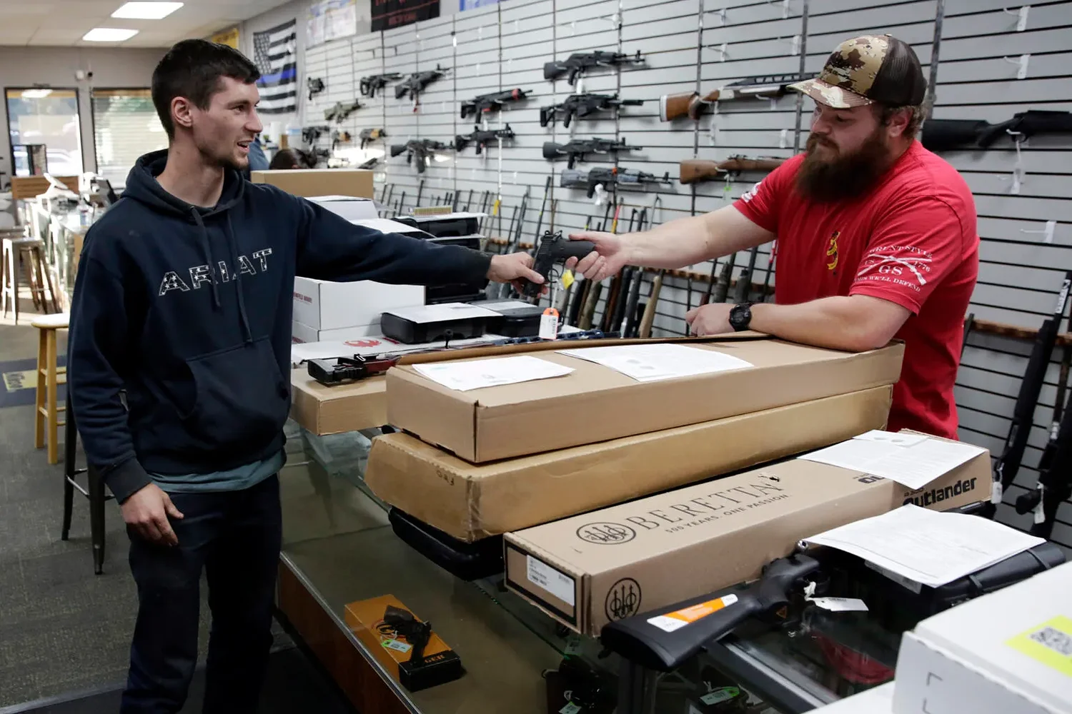 Oregon House passes bill strengthing 2022 gun-control law