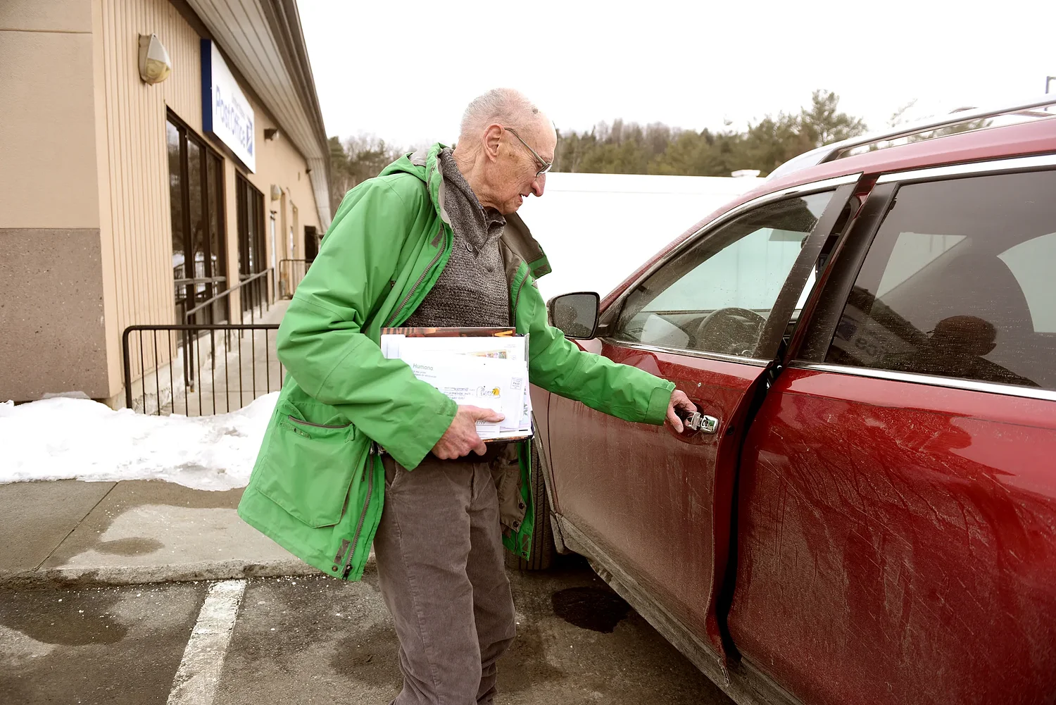 Upper Valley residents say mail delays growing worse