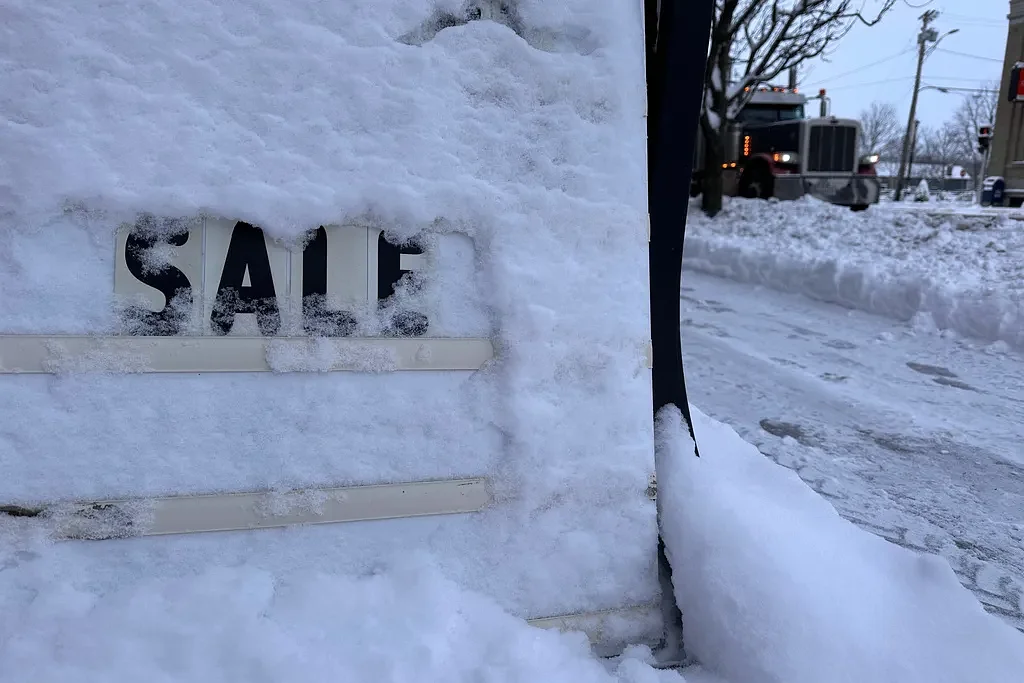 Winter storm warnings stretch across the northern US, bringing snow, cold and risky conditions