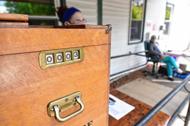 Ballot question would make town clerk role appointed in Hawley