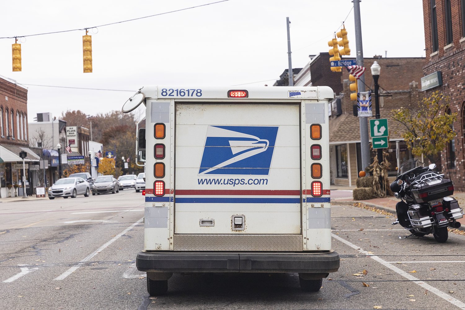 USPS raises alarm as Kalamazoo ranks No. 2 for postal worker dog bites in Michigan
