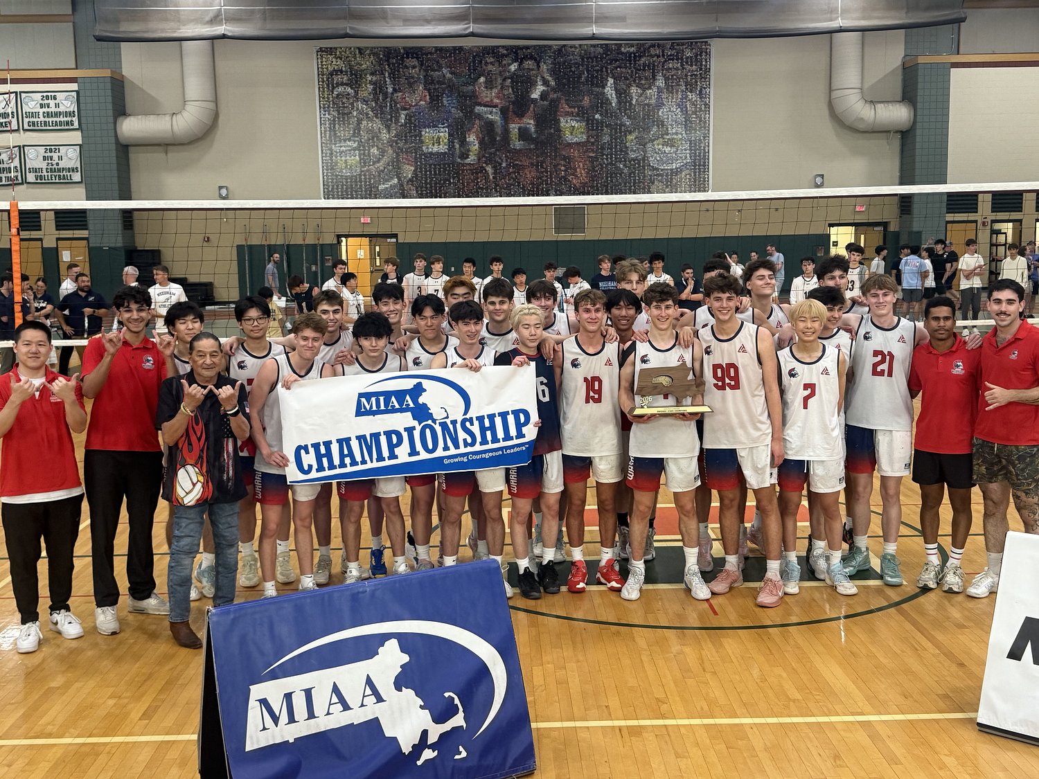 Brookline overcomes delay, venue change to repeat as D-I boys volleyball champ (video)