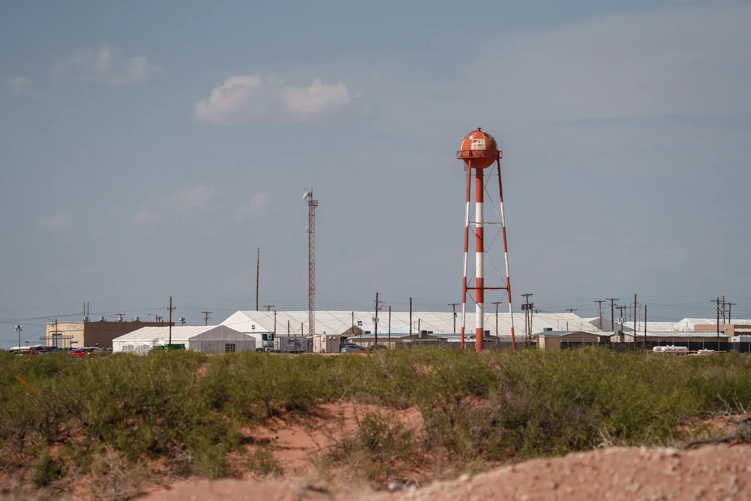 Cuban man’s death at El Paso tent camp was result of 'spontaneous use of force' ICE says