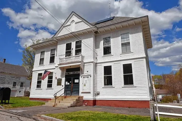 New town coordinator sought in Warwick; FY27 budget talks continue
