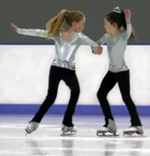 Bulletin Board: Sign up for New England West Skating Club’s learn to skate classes