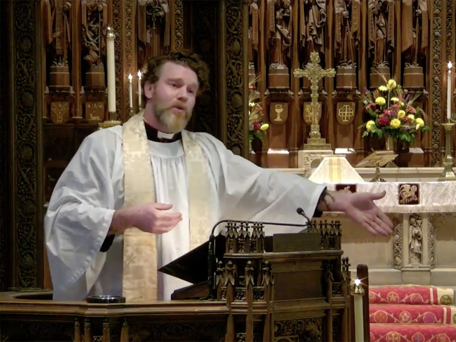 Episcopal priest accused of stealing baseball cards resigns as Pittsburgh cathedral dean