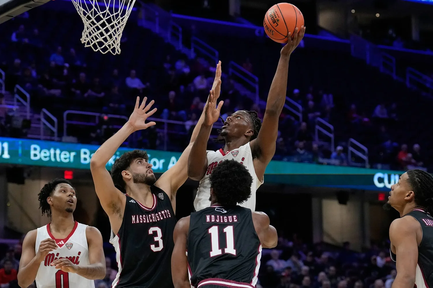 UMass shocks Miami (OH) in MAC Tournament, hands RedHawks first loss of season