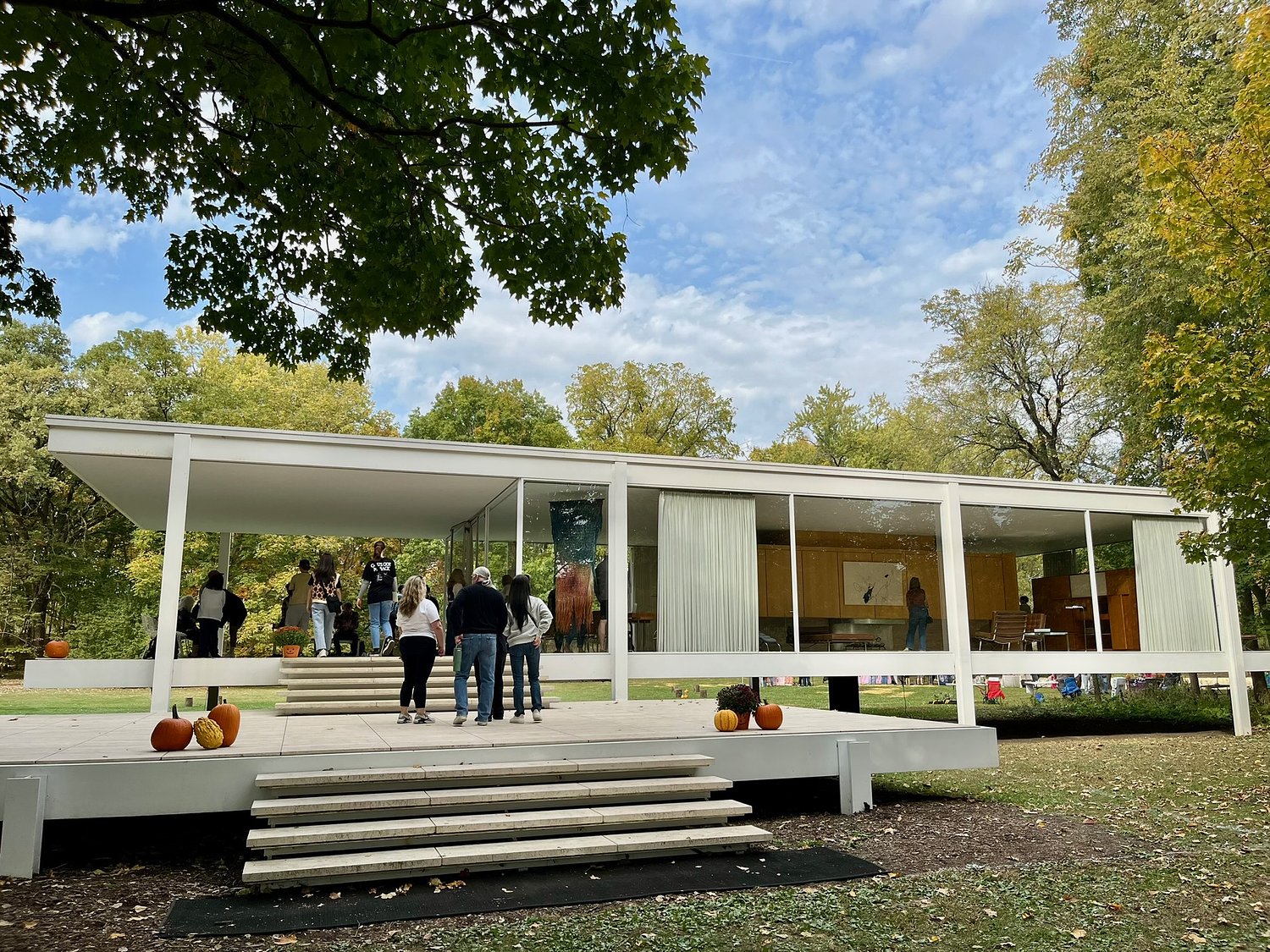 Edith Farnsworth House in Plano gets grant for Mexican Modernism exhibit