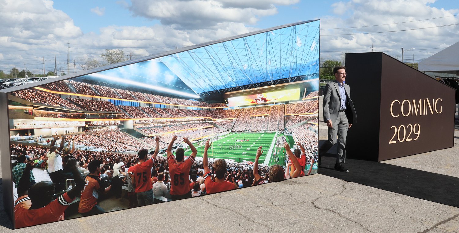 Brook Park moves to create public authority that would own new Browns stadium