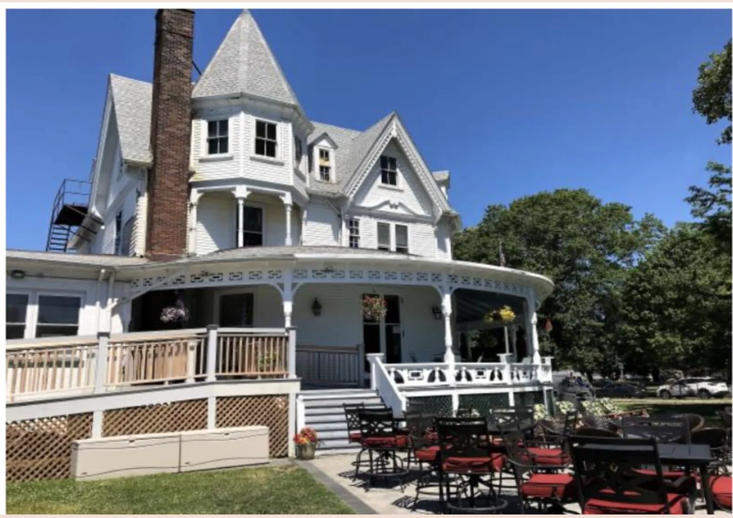Newport Elks lodge to host celebrity bartender night for Alzheimer’s fundraiser