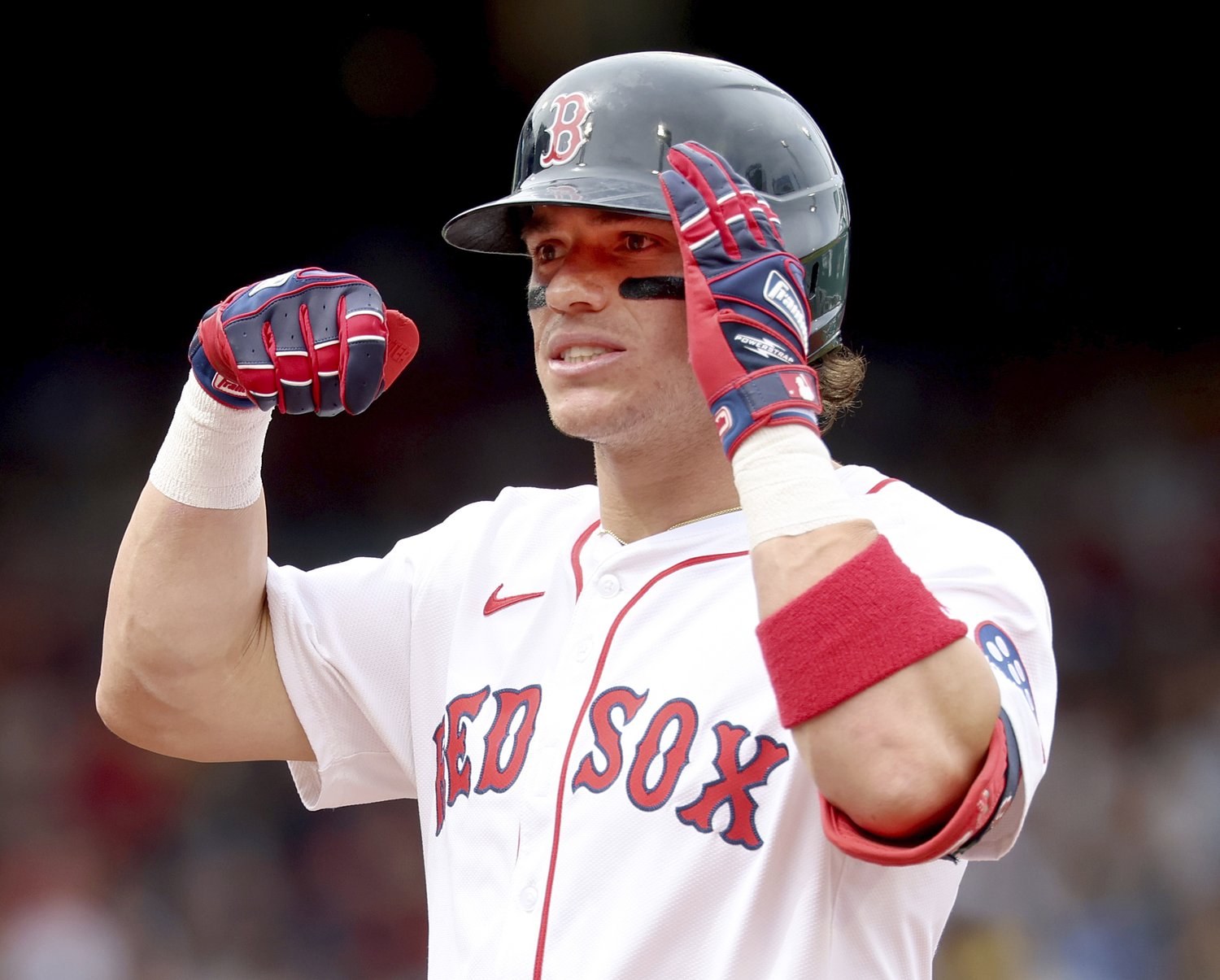 Speedy outfielder joins Red Sox in Tampa vs. Rays
