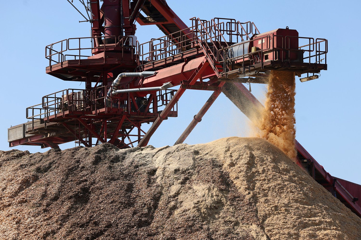 Louisiana bill boosting wood pellet industry advances amid uncertainty, little scrutiny