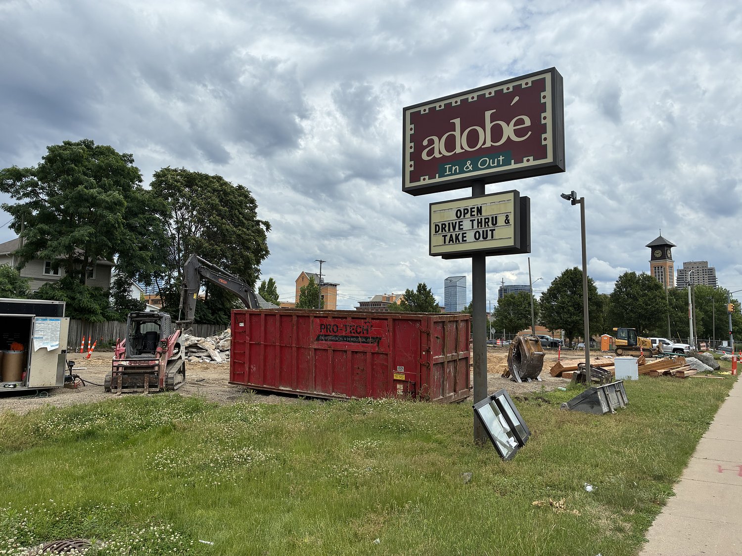Former Adobe Mexican Kitchen in Grand Rapids torn down to make way for apartments