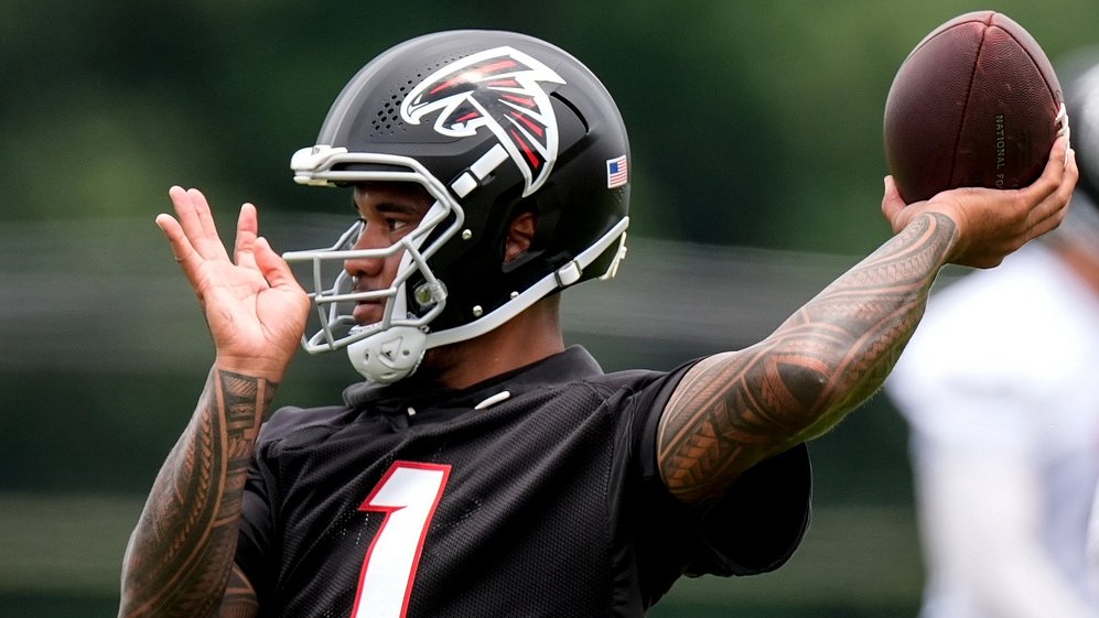 No quarterback competition yet for Tua Tagovailoa