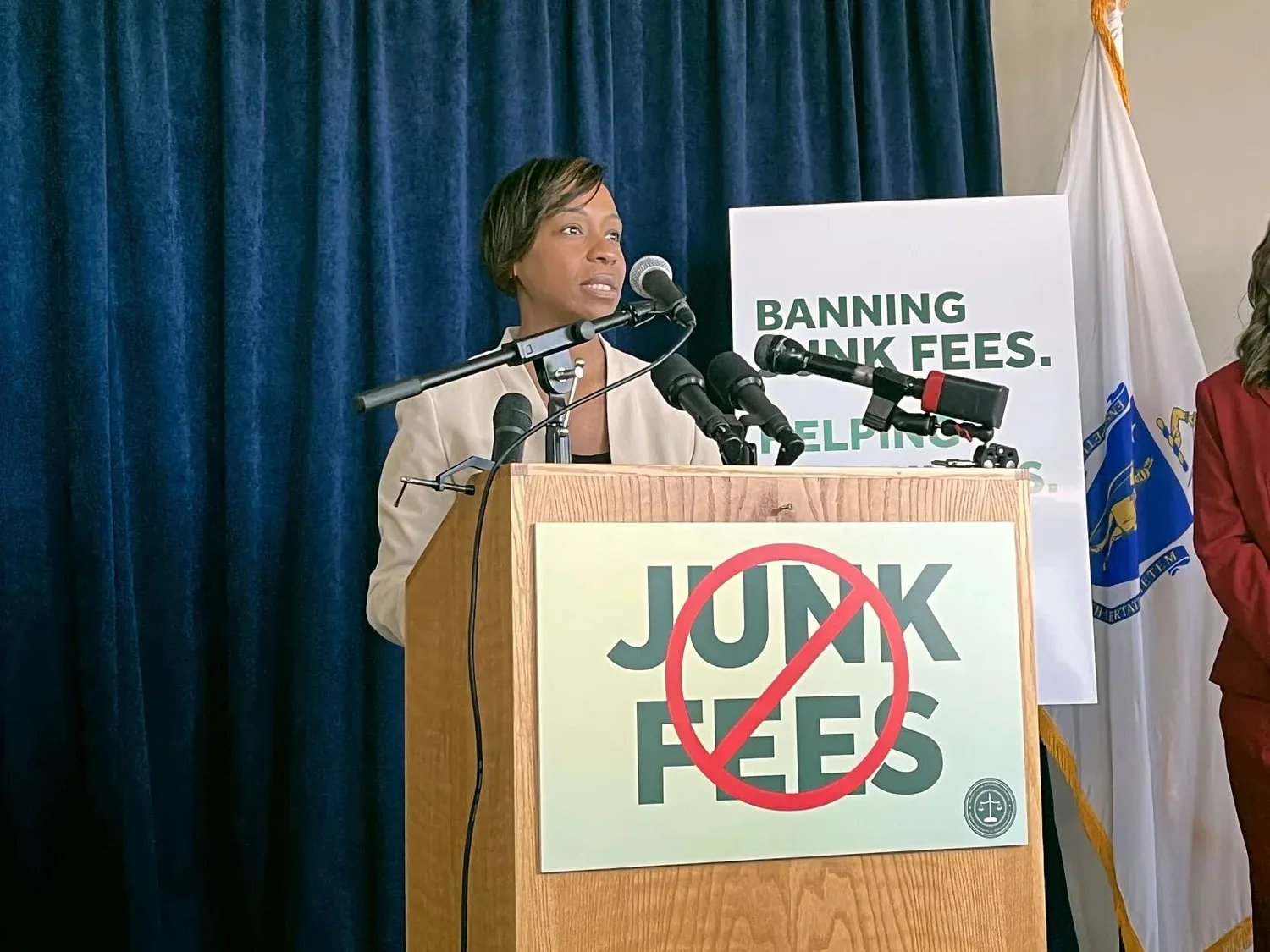 ‘Historic’ new junk fee rule now in effect in Massachusetts