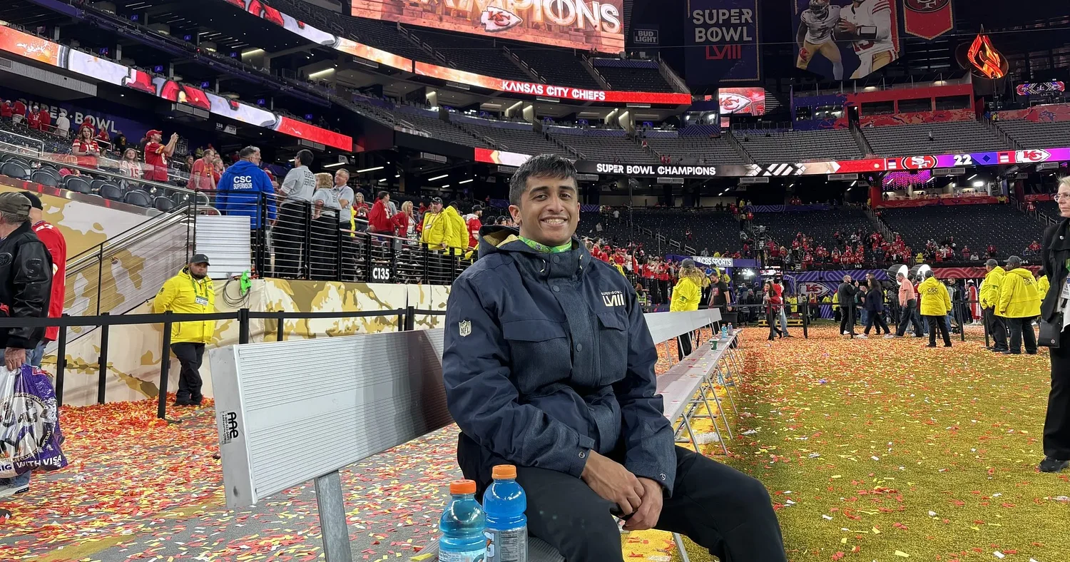 Meet the UO student with a minor in showering Super Bowl champions with confetti