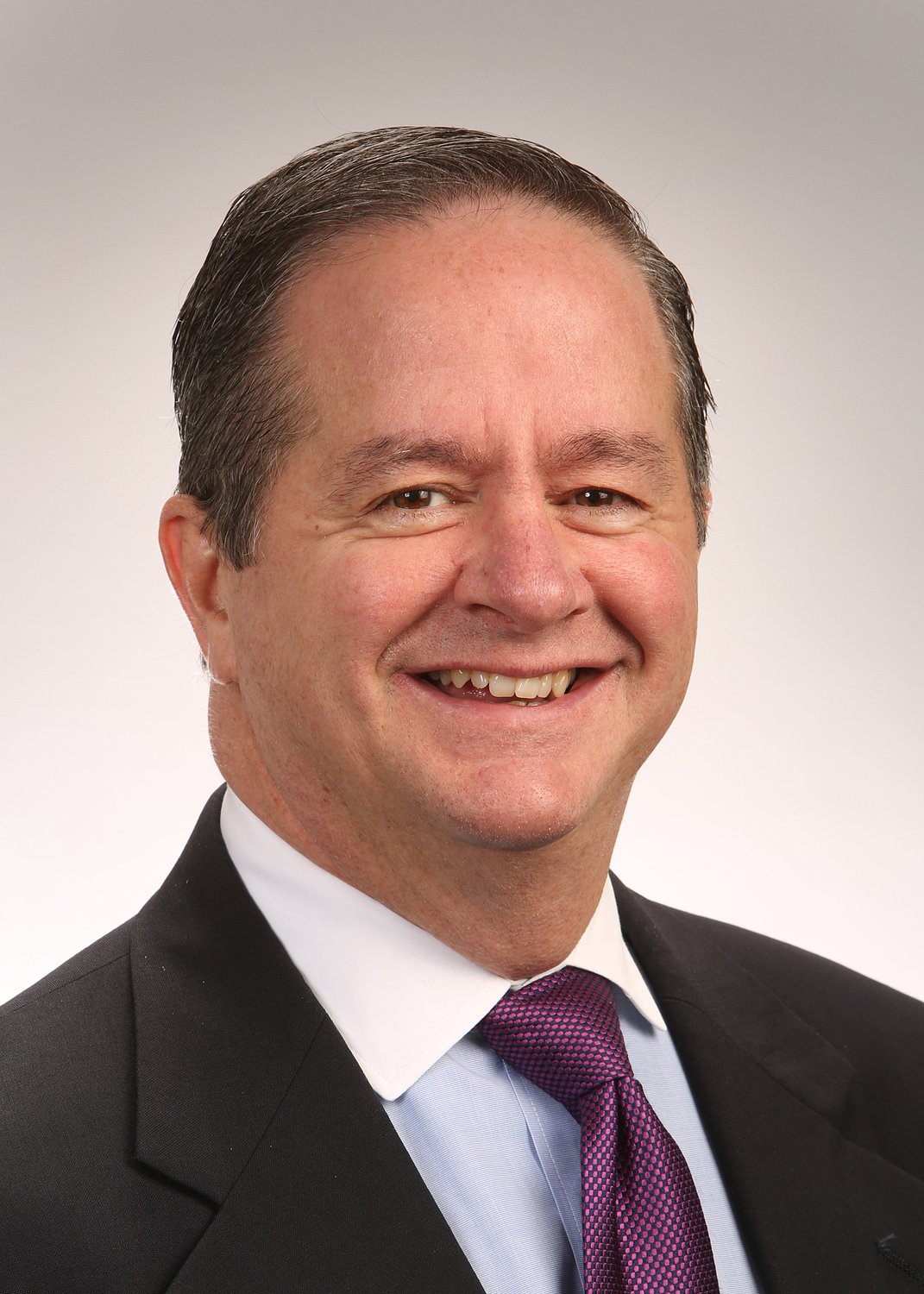 First Bancorp elects Russell as chair