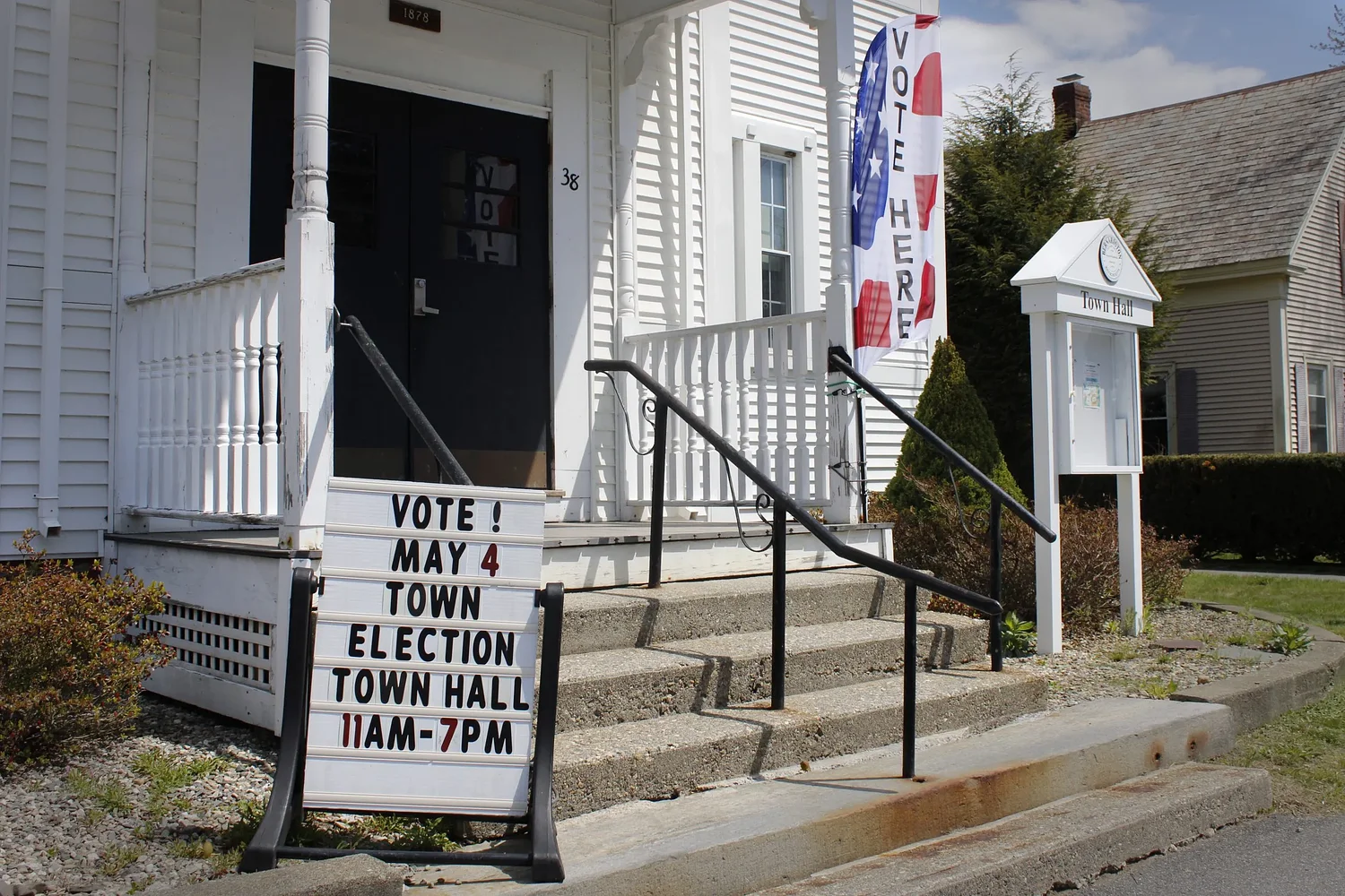 No surprises in Bernardston election