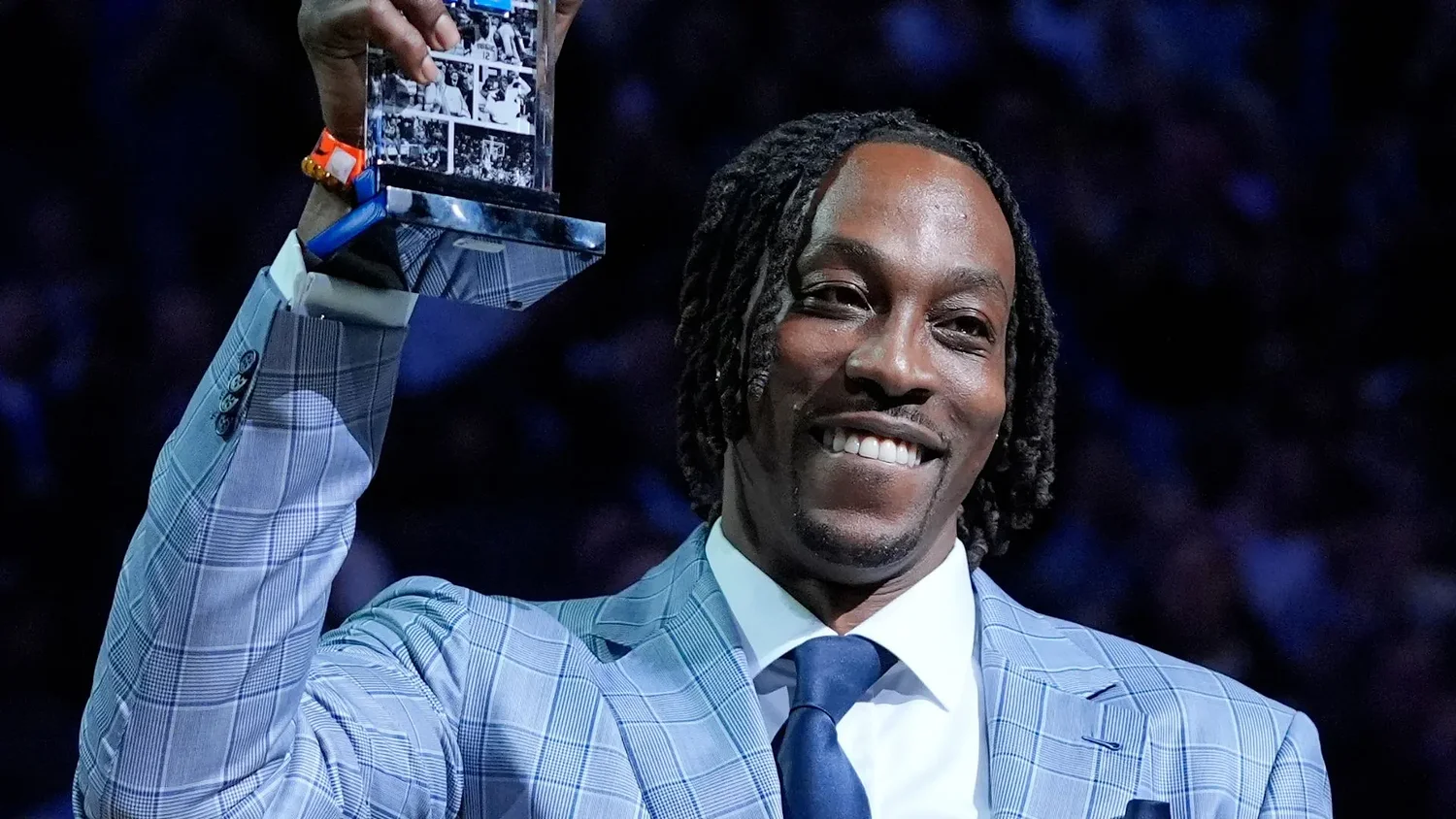 Businessman who scammed ex-NBA star Dwight Howard in fake bid for WNBA team gets 12 years in prison