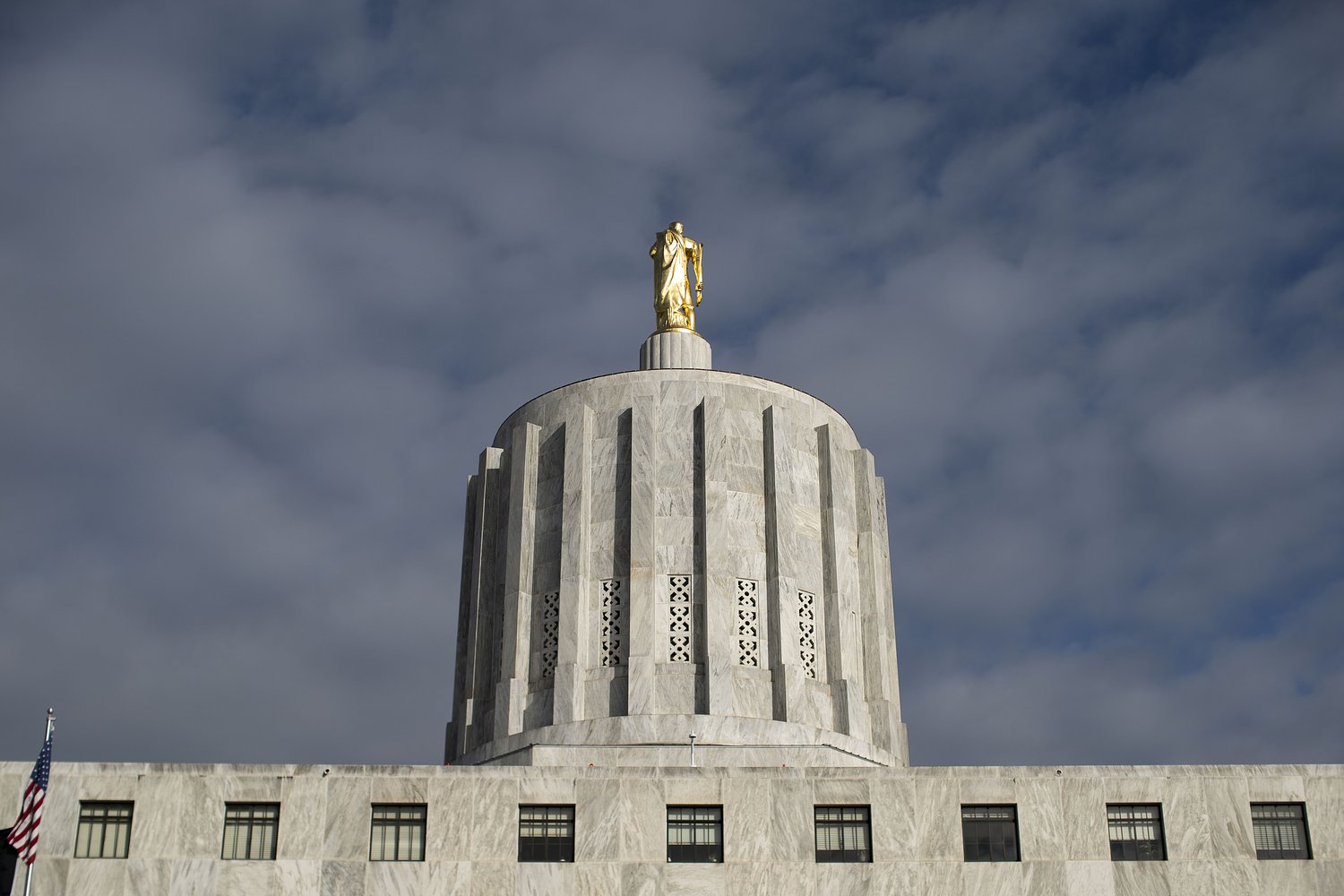 Group chat underscores divisions among Oregon Democrats after activist confronted state senator