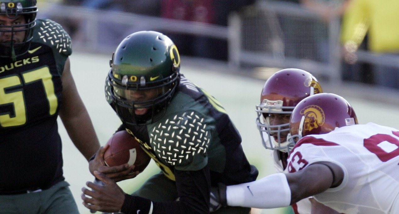 Dennis Dixon recalls the thrilling year he starred in Oregon’s ‘mind-boggling’ offense