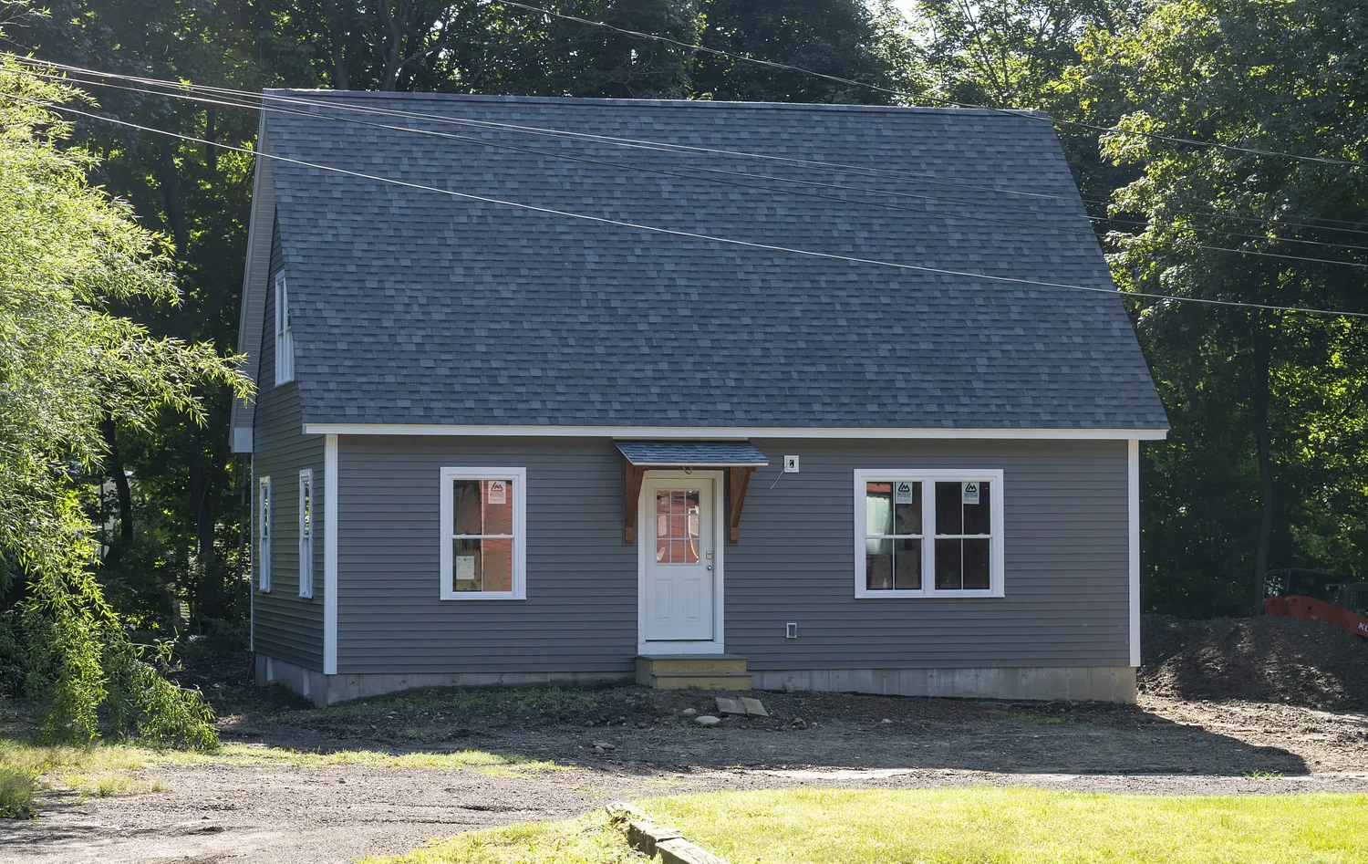 Amherst zoning board orders changes to oversized Newell Court accessory unit