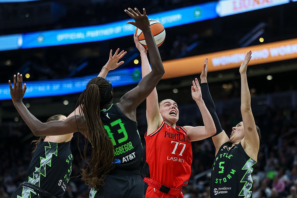 The Portland Fire Holds Back Seattle Storm to Sweep Revived Rivalry Series. By Stephanie Kaloi.