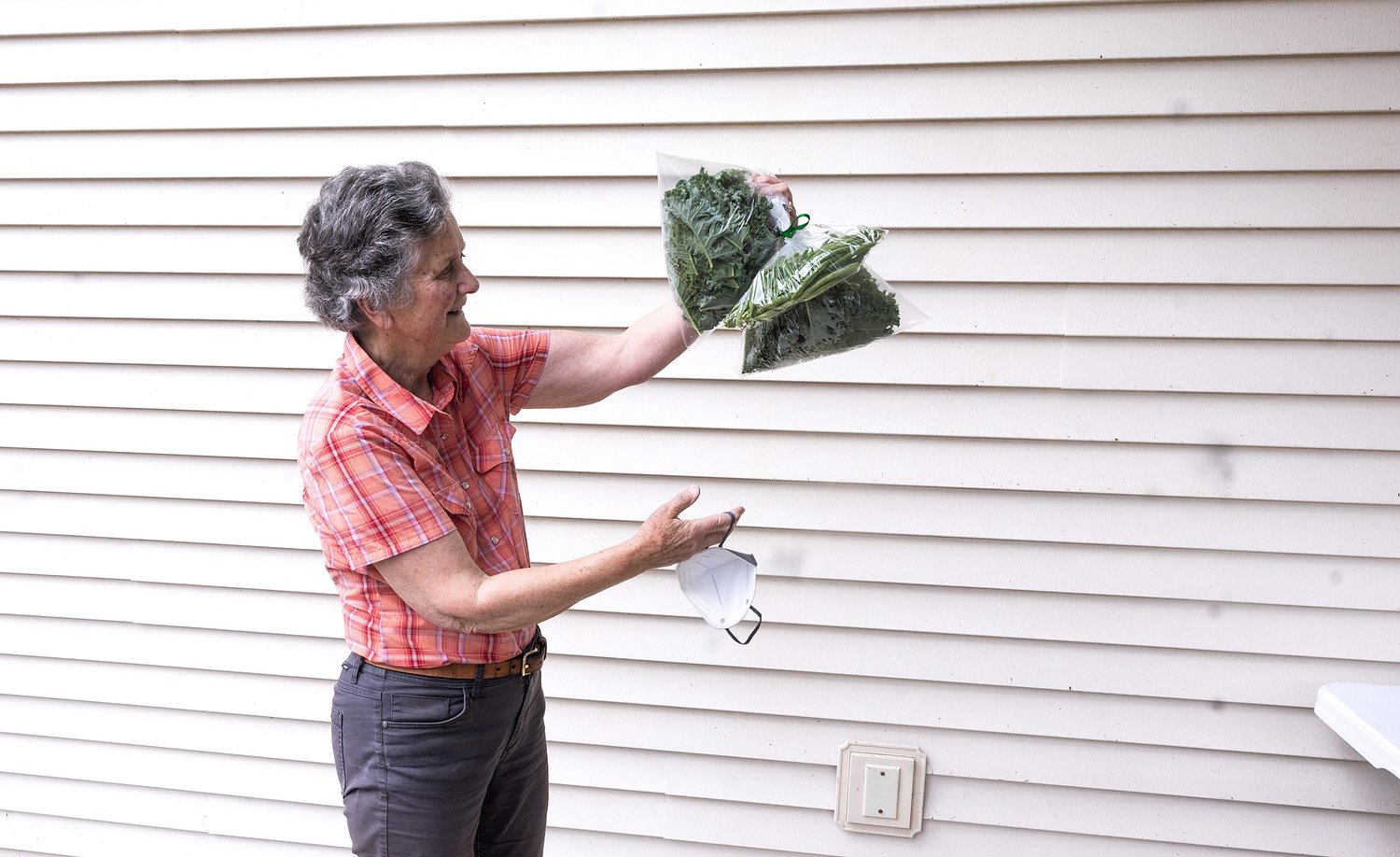 'They need it': Local gardeners share their bounty with Hopkinton Food Pantry