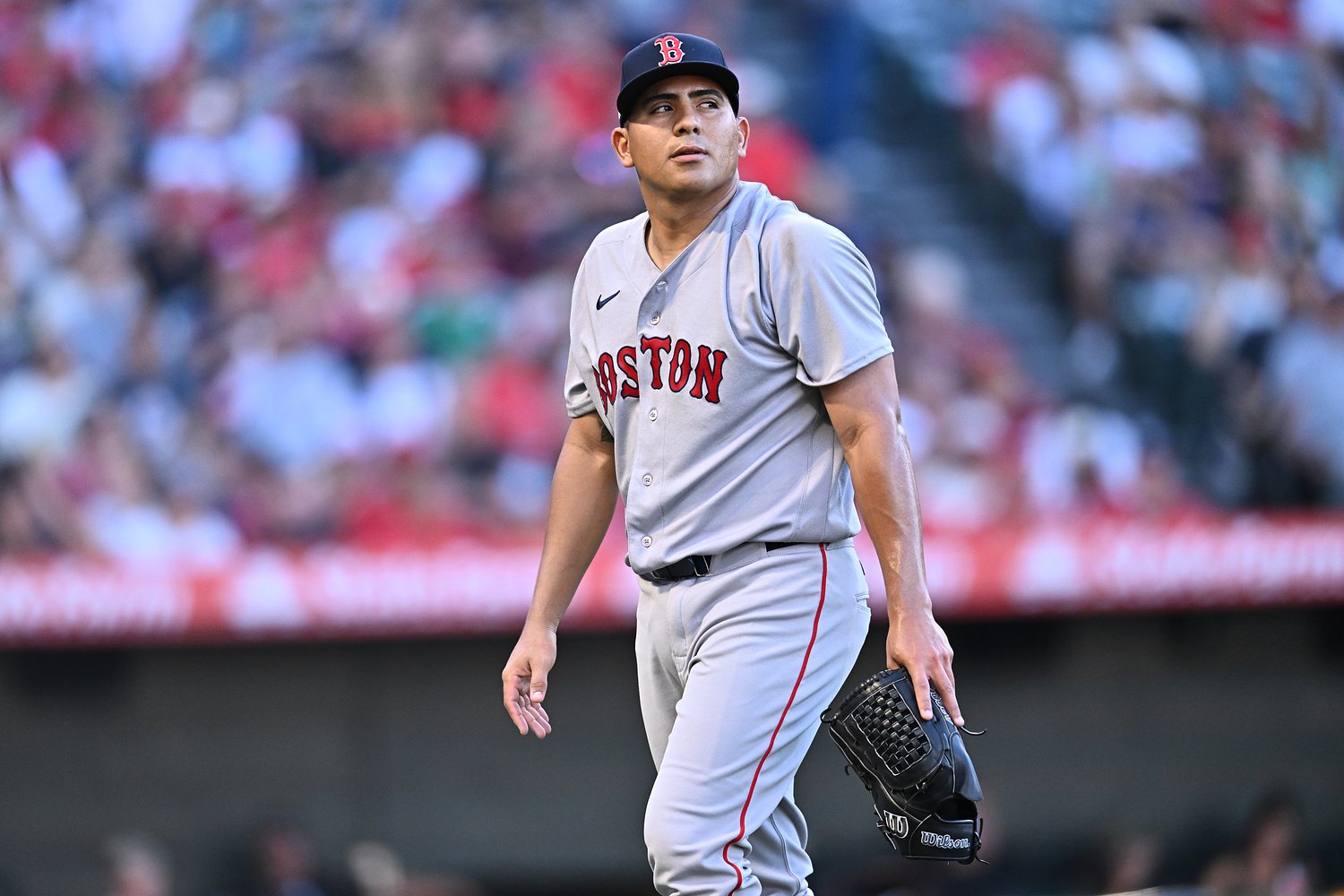 Red Sox’ Ranger Suarez leaves game with injury