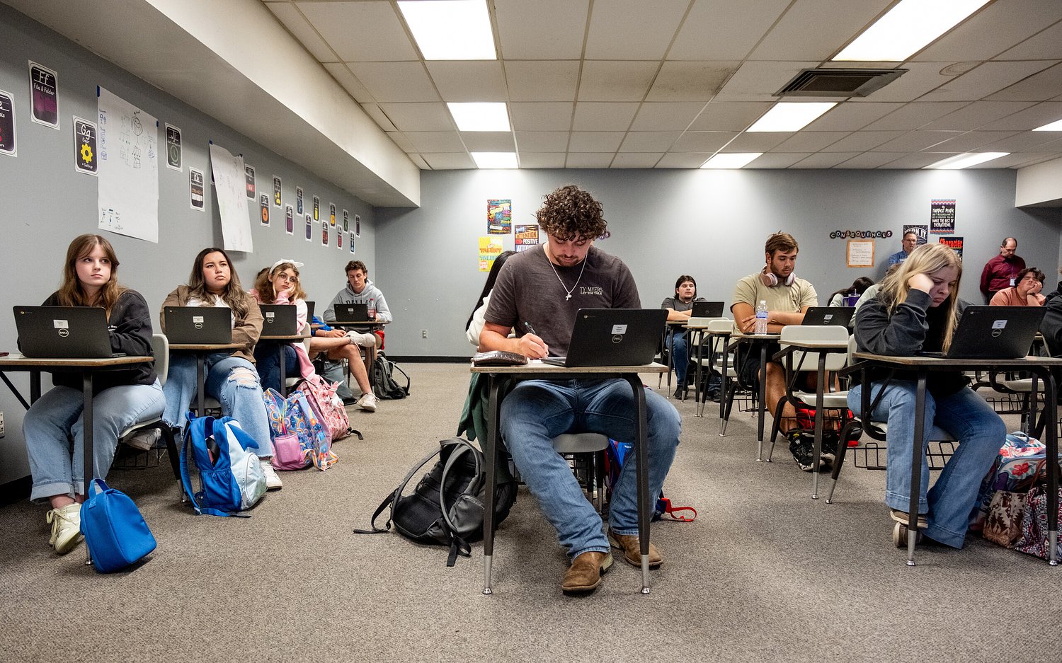 Texas community colleges showing small signs of recovery after enrollment decline, report finds