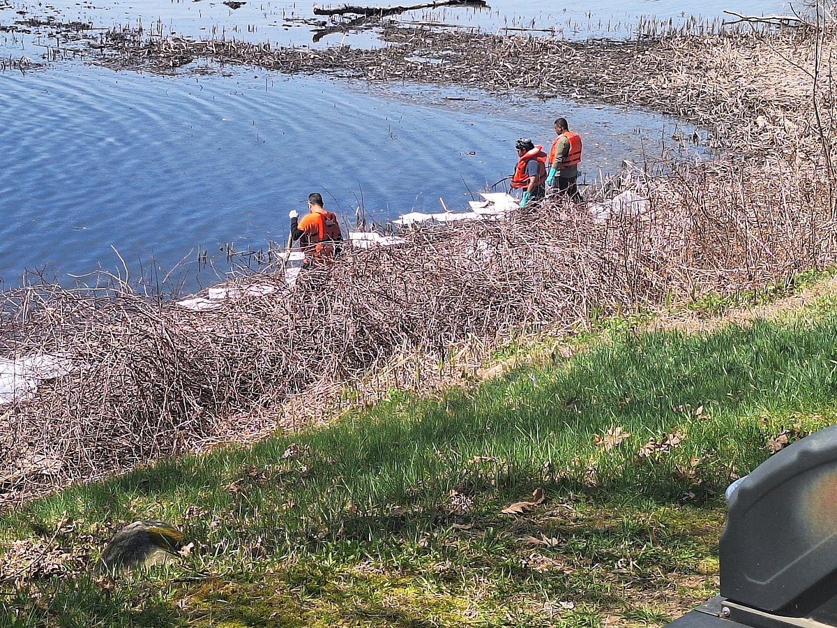 Paper mill was the source of Maine river oil spill